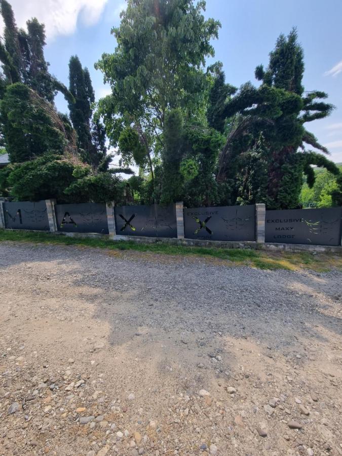 Maxx Lodge Bacău Eksteriør bilde
