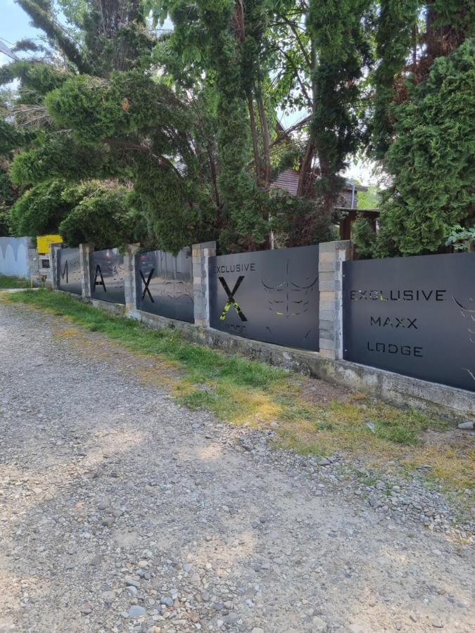 Maxx Lodge Bacău Eksteriør bilde