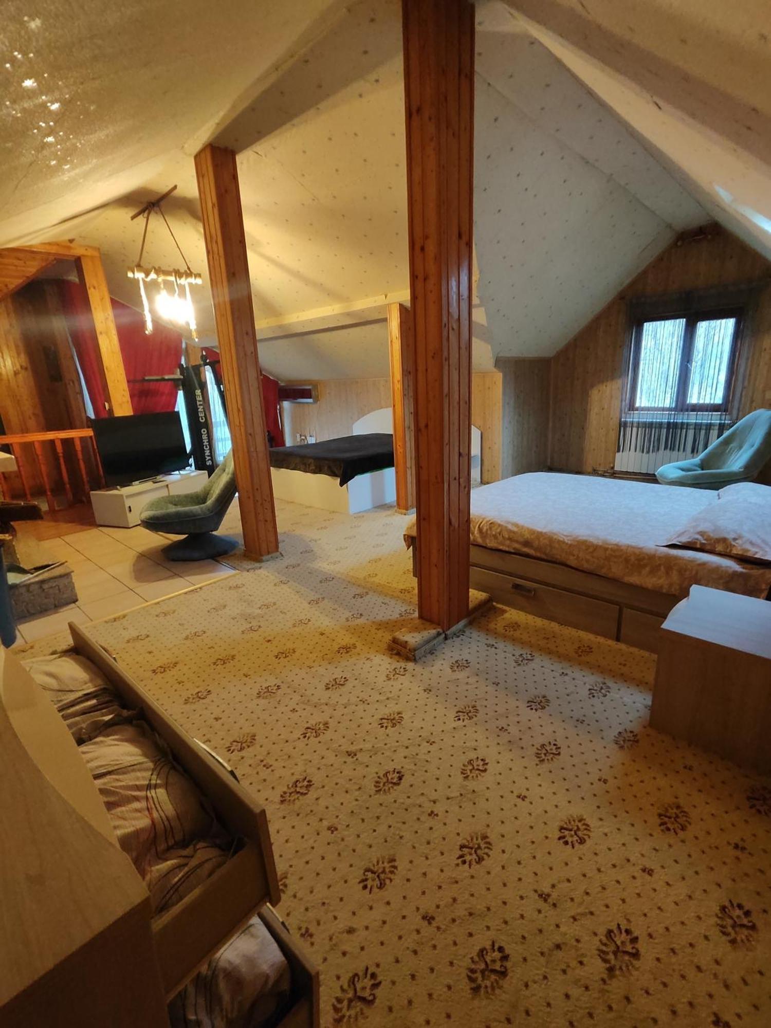 Maxx Lodge Bacău Eksteriør bilde